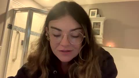 Snapshot of intothewoodswego chatting on September 2025 01:38:01 PM IntoTheWoodsWeGo online show from September 2025 01:38:01 PM