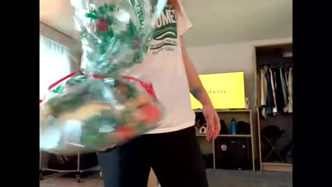 Snapshot of intothewoodswego chatting on November 2025 08:22:01 PM IntoTheWoodsWeGo online show from November 2025 08:22:01 PM