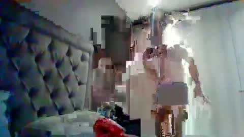 WillyTripleXxx online show from October 2025 03:04:02 AM