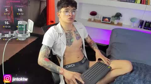 Snapshot of ireliaboy chatting on February 2026 03:05:01 AM ireliaboy online show from February 2026 03:05:01 AM