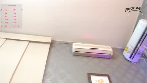 irem_hill online show from January 2025 03:00:02 PM