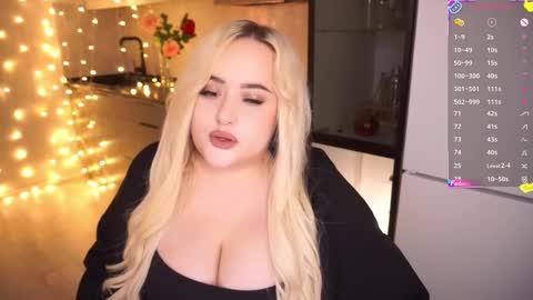 Irena Barr online show from December 2025 05:07:01 PM