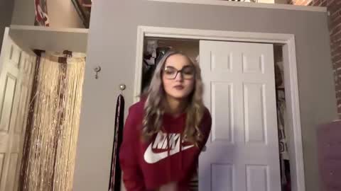 iris online show from February 2025 12:08:01 AM