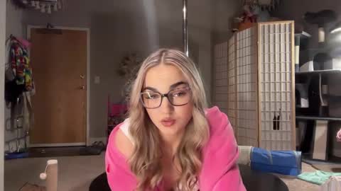 iris online show from March 2025 02:34:01 AM