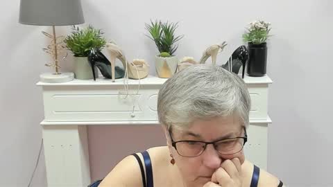 I R I S online show from January 2026 07:22:01 AM