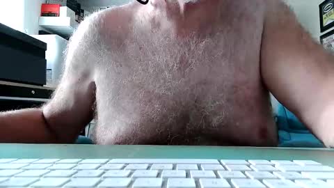 Snapshot of irishdudeloveoib chatting on June 2026 12:48:01 PM Irishdudelove online show from June 2026 12:48:01 PM