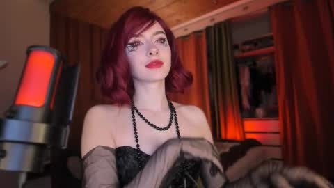 Miss Iris Fansly Miss Iris new inst.  online show from October 2025 04:52:01 PM