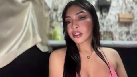 iriss_fox online show from February 2026 06:51:01 AM