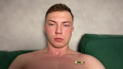 Snapshot of iron__chapman chatting on April 2026 11:13:02 PM Iron online show from April 2026 11:13:02 PM