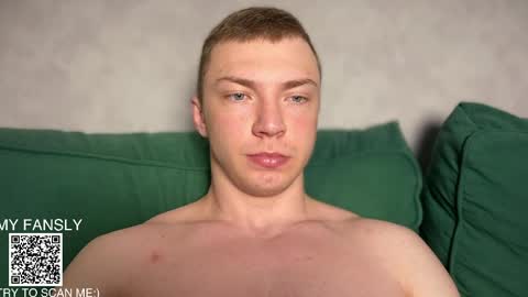 Snapshot of iron__chapman chatting on June 2026 10:33:02 PM Iron online show from June 2026 10:33:02 PM