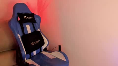 Iron online show from March 2026 11:53:02 PM