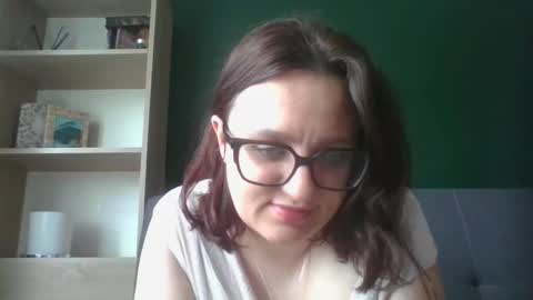Snapshot of irresistibleparis chatting on May 2026 05:47:01 AM Paris online show from May 2026 05:47:01 AM