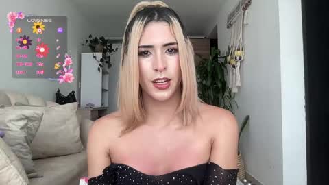 Snapshot of isa__fox_1 chatting on April 2026 07:27:01 PM Isabella online show from April 2026 07:27:01 PM
