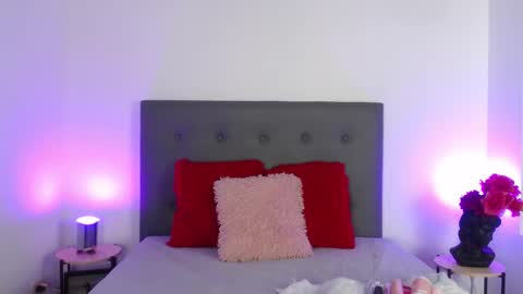 isa_bigass online show from January 2026 04:28:01 AM