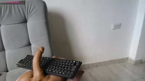 Snapshot of isa_hall chatting on May 2026 08:25:01 PM Isabella Hall online show from May 2026 08:25:01 PM