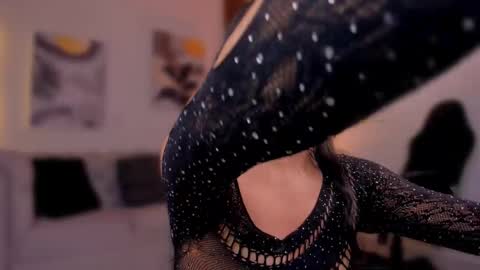 Isa  online show from November 2025 08:19:02 PM