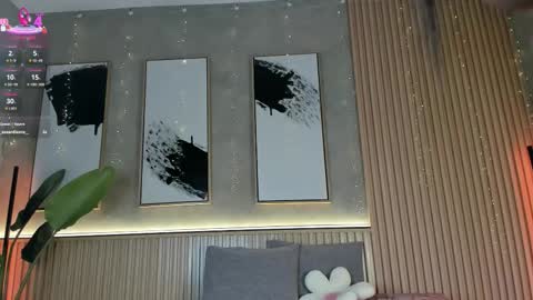 isa_montiel online show from March 2026 07:29:01 PM