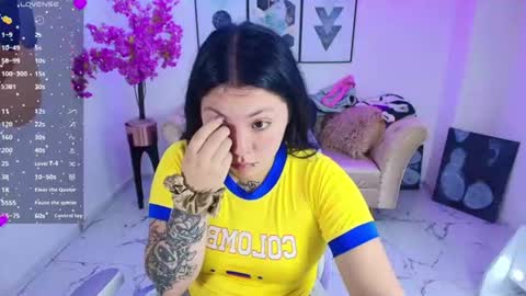 Snapshot of isa_reel chatting on June 2026 07:48:01 PM ISA online show from June 2026 07:48:01 PM