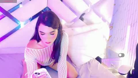 Snapshot of isa_villa chatting on May 2026 05:15:02 AM isa online show from May 2026 05:15:02 AM