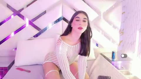 Snapshot of isa_villa chatting on May 2026 03:37:02 AM isa online show from May 2026 03:37:02 AM