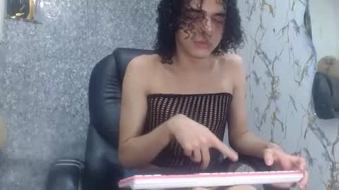Snapshot of isa_x18 chatting on July 2026 06:46:02 PM isa_x18 online show from July 2026 06:46:02 PM