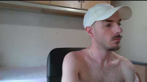 Snapshot of isaac99c chatting on May 2026 03:39:01 PM Isaac99c online show from May 2026 03:39:01 PM