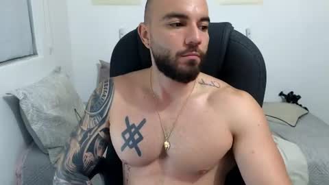 Snapshot of isaac_carter chatting on June 2026 10:17:02 AM Isaac carter online show from June 2026 10:17:02 AM