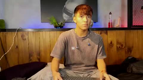 isaac_grimm online show from March 2026 03:34:01 AM