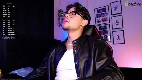 Isaac Saenz. online show from January 2026 09:20:02 PM