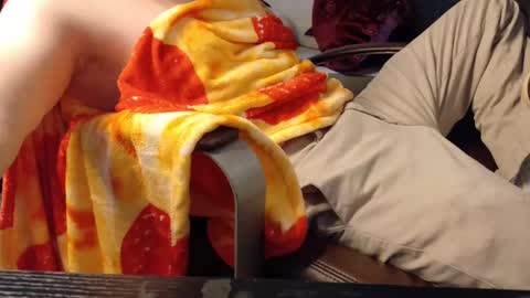 isaac online show from December 2024 07:11:02 PM