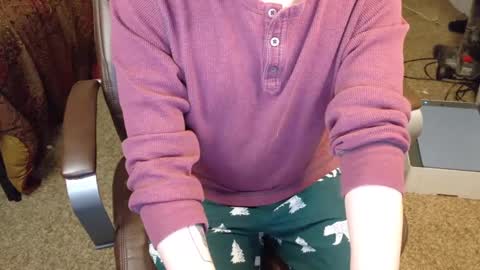 isaac online show from February 2025 07:04:01 PM