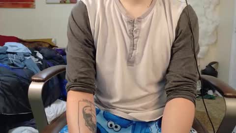 isaac online show from November 2025 07:05:01 PM