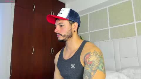 Snapshot of isaacs11 chatting on July 2026 12:01:02 PM Isaac Surez online show from July 2026 12:01:02 PM