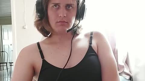 isaahot online show from October 2025 06:15:01 PM