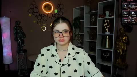 isabel online show from April 2026 07:21:02 PM