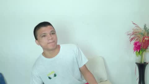 Isabella online show from April 2026 02:03:02 AM