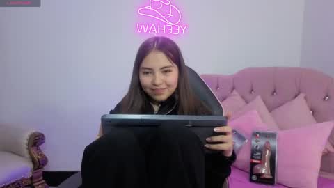 Snapshot of isabela_tay chatting on May 2026 11:50:01 AM ISABELA online show from May 2026 11:50:01 AM