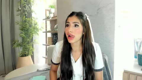 Snapshot of isabelastefano chatting on May 2026 03:23:01 AM isabelastefano online show from May 2026 03:23:01 AM