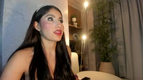 Snapshot of isabelastefano chatting on May 2026 03:25:01 AM isabelastefano online show from May 2026 03:25:01 AM