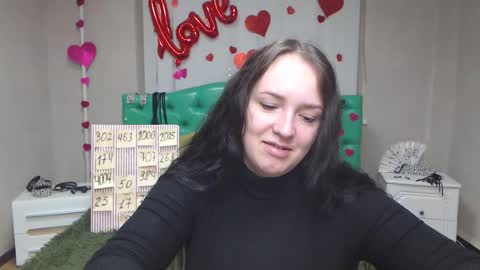 IsabelBlackberry online show from October 2025 05:06:02 AM
