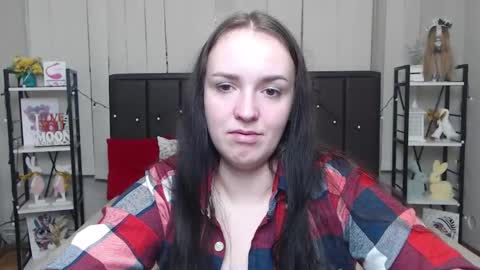 IsabelBlackberry online show from November 2025 06:13:01 AM