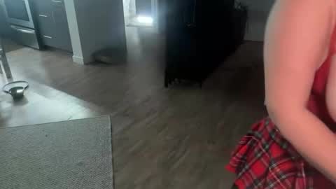 isabella312 online show from February 2026 07:51:01 AM