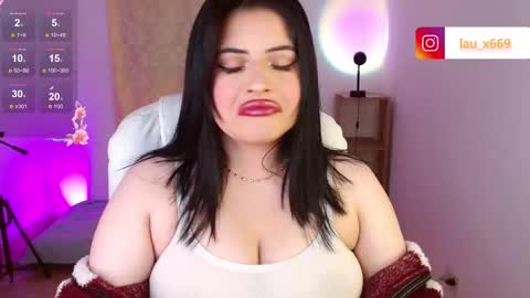 Snapshot of isabella_669 chatting on September 2025 05:07:02 AM isabella online show from September 2025 05:07:02 AM