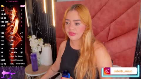 Snapshot of isabella_arias1 chatting on March 2025 04:45:02 AM Isabella Arias online show from March 2025 04:45:02 AM