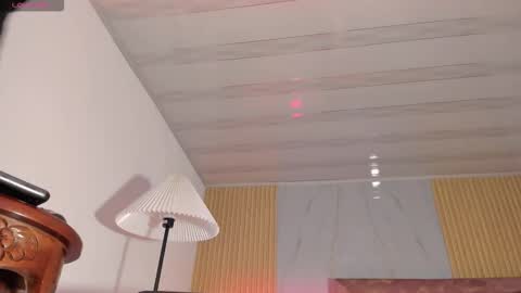 Snapshot of isabella_haddad chatting on February 2026 06:22:01 AM isabella_haddad online show from February 2026 06:22:01 AM