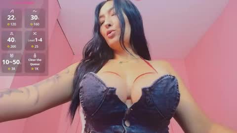 Snapshot of isabella_mendez_1 chatting on June 2026 12:40:01 PM Isa online show from June 2026 12:40:01 PM