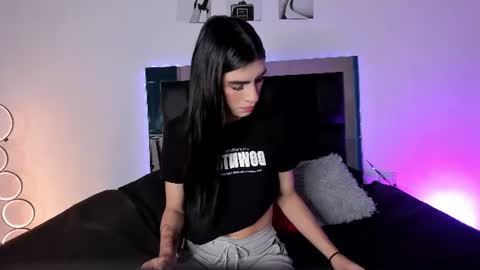 Isabella Moon9 online show from July 2026 11:58:02 AM