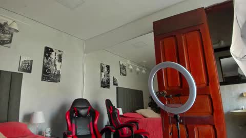 Snapshot of isabella_nowa chatting on January 2026 08:29:01 PM Isabella Nowa online show from January 2026 08:29:01 PM