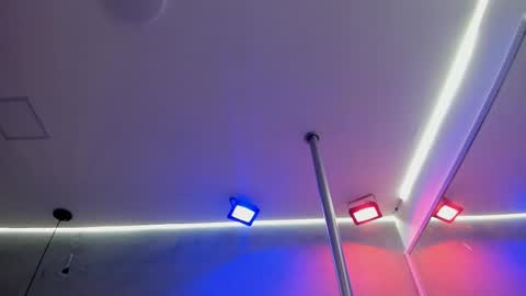 Snapshot of isabella_nowa chatting on February 2026 11:36:02 AM Isabella Nowa online show from February 2026 11:36:02 AM