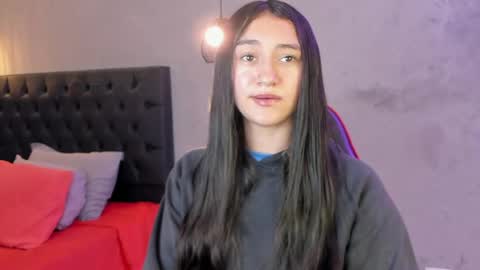 Isabella Nowa online show from April 2026 11:26:02 AM